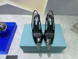 Picture of Prada Shoes _SKUPradasz34-42LL011319061